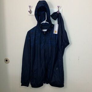 Men’s large water-resistant windbreaker with hood and zipper pockets